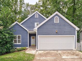 111 Kemper Ln, Cary, NC 27518