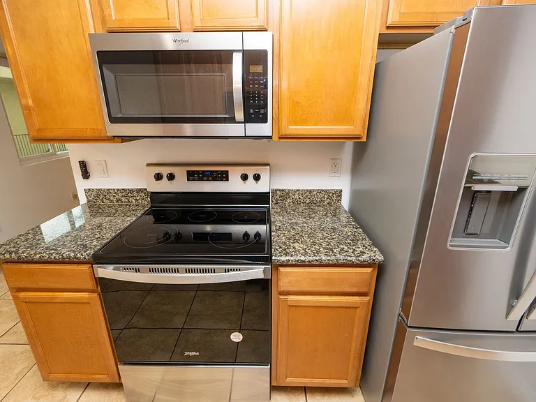 455 Ballantyne St #8 — Photo 73