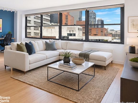 3rd image of 225 E 57th St APT 8M