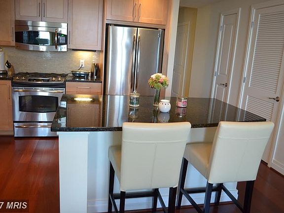5th image of 8220 Crestwood Heights Dr APT 1711