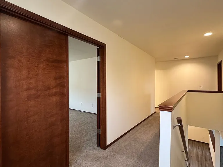 2003 W Sunnyview Ln — Photo 19