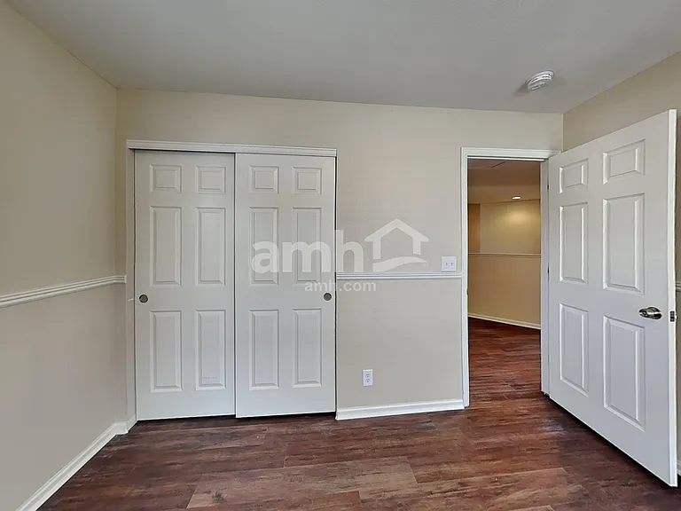 13725 Kearney St — Photo 30