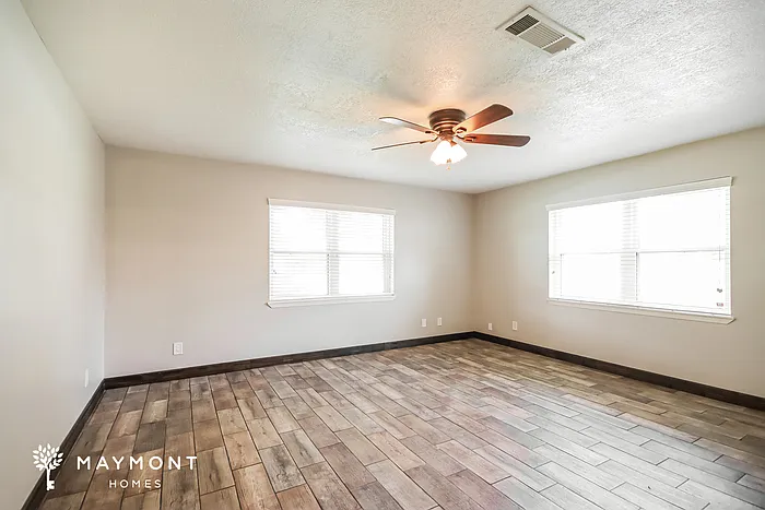 1709 Richardson St — Photo 9