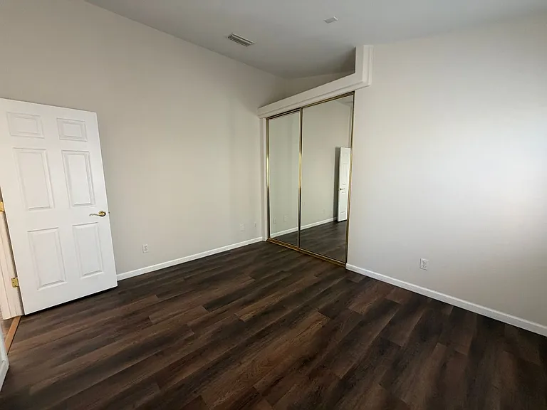 2581 Highland Trl — Photo 25