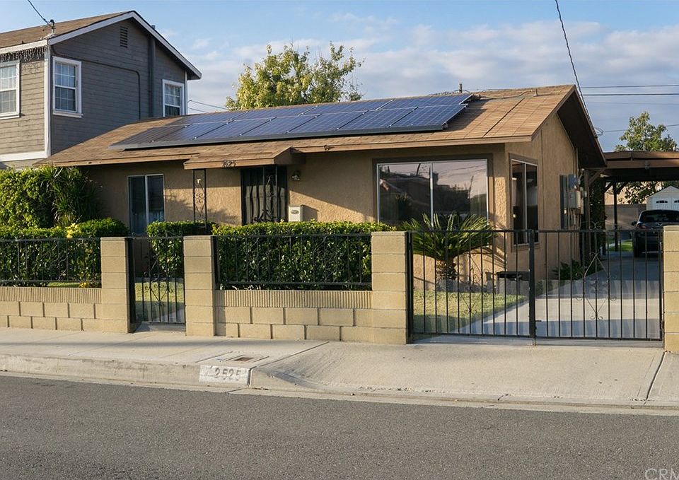 1st image of 2525 W Pomona St