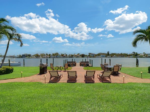 2207 Bay Blvd APT 209
