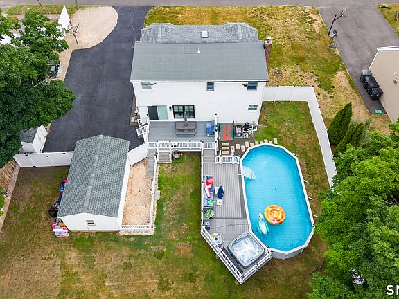 2nd image of 15 Corona Drive