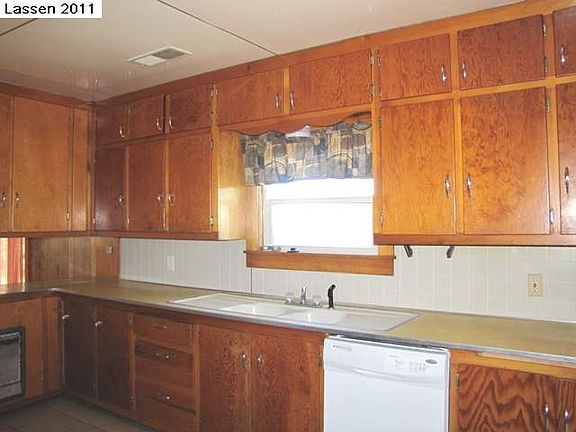 5th image of 718 820th Hwy #395-E