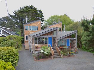 861 S Hemlock St, Cannon Beach, OR 97110