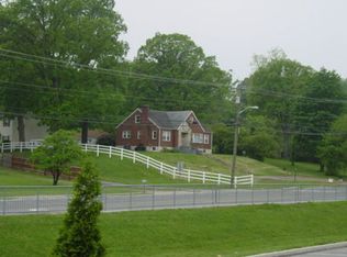 1045 Hardy Rd, Vinton, VA 24179