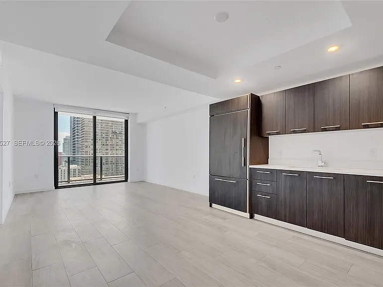45 SW 9th St #2105 — Photo 4