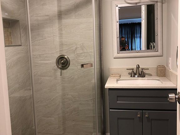 4th image of 620 Lincoln Ave