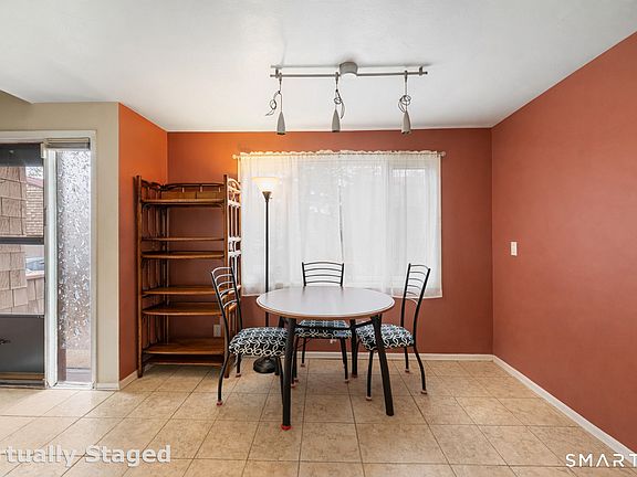 4th image of 21 Towne House Road #21