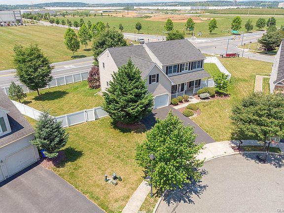 2nd image of 62 Millbrook Ct