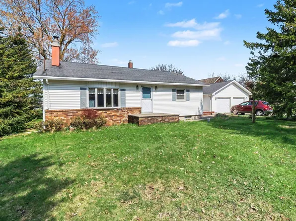 114 Main St, Eastlake, MI 49626