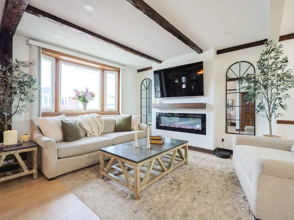 115 Charger St, Revere, MA 02151