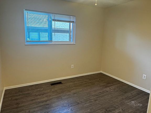 4th image of 3600 Eubank Blvd NE Unit 3C