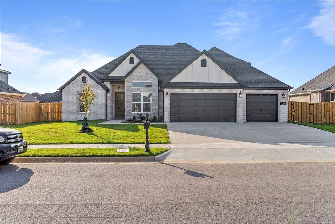 Primary listing photo