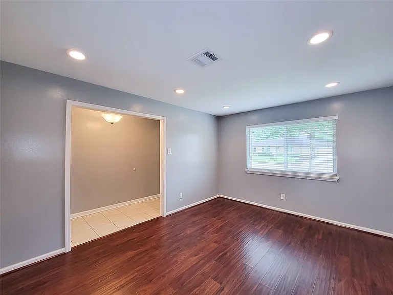 5846 Ettrick Dr — Photo 25