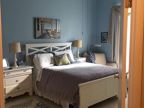 3rd image of 706 Karens Ct #706