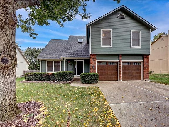 2nd image of 15812 Horton Ct