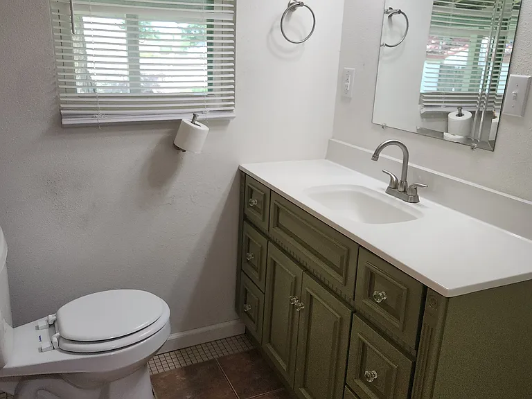15625 E 11th St #3 — Photo 9
