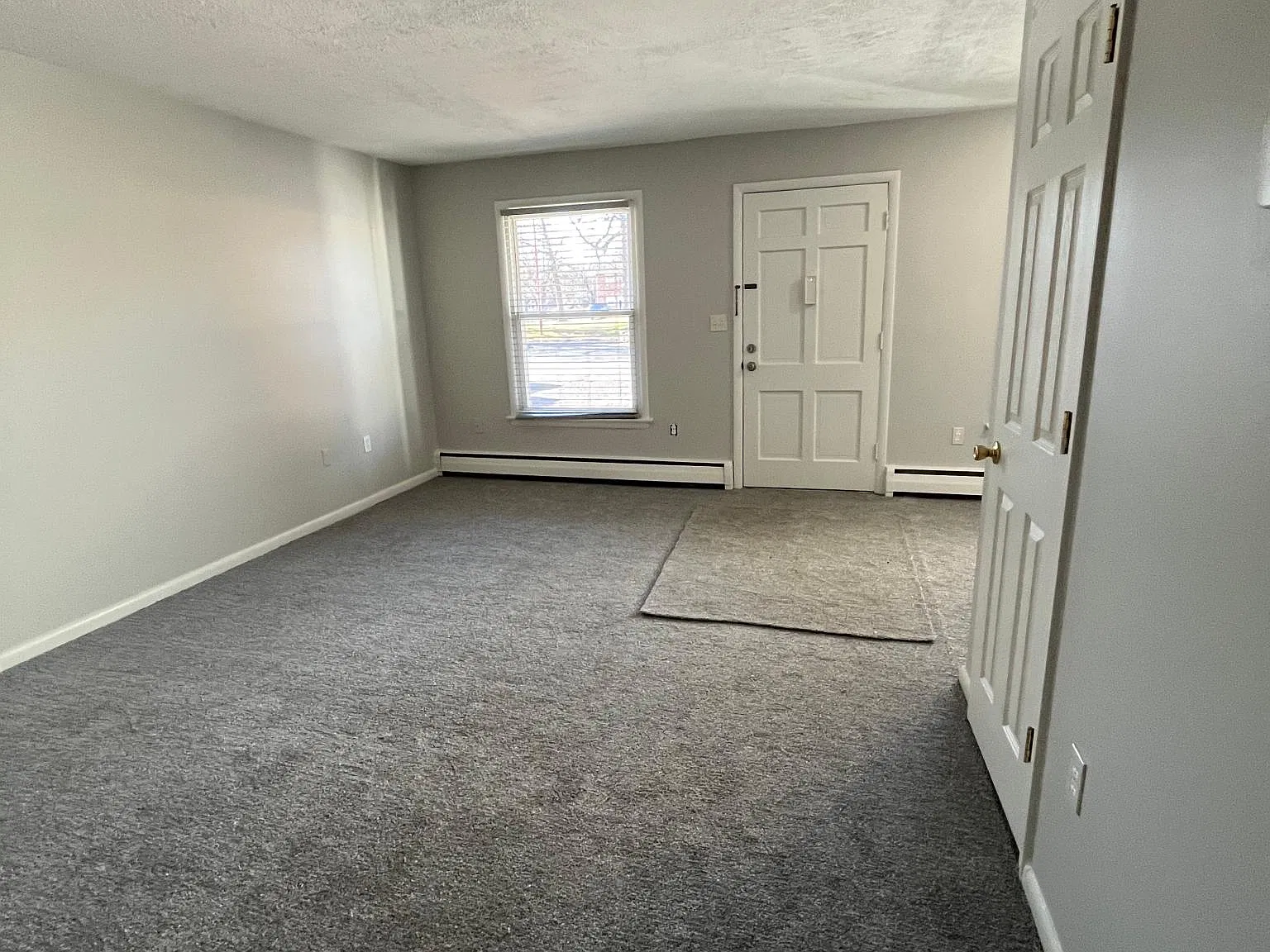 1 bed, 530 sqft, $875 — Photo 3