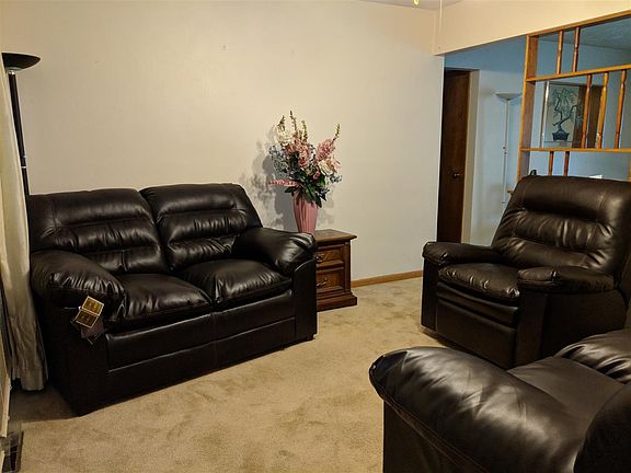 4th image of 2761 Sierra Dr