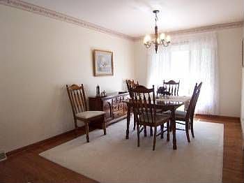 5th image of 3785 Lexington Dr