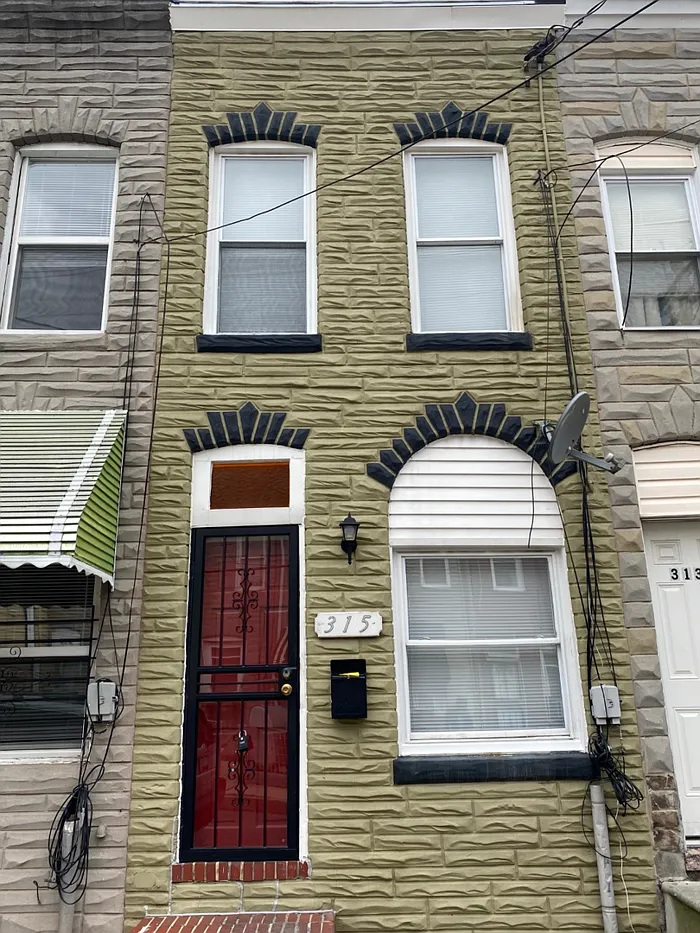 Building Photo - 315 Loneys Ln