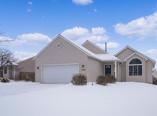 11487 Barnsley Rd SE, Lowell, MI 49331