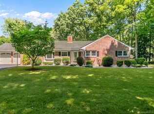 64 Mohegan Rd, Norwich, CT 06360