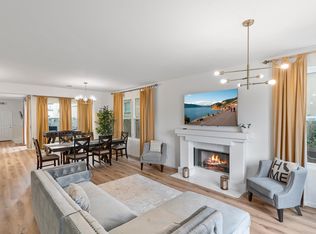 214 Goldenwest St, Huntington Beach, CA 92648