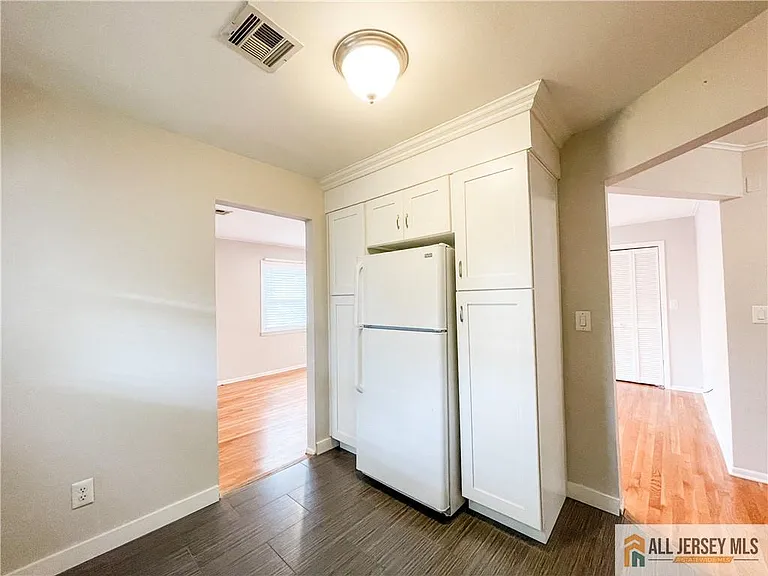 2105 Saint Georges Ave #2F — Photo 8