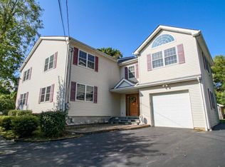 91 Chelsea Rd, Wappingers Falls, NY 12590