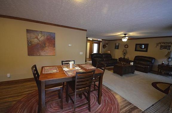 5th image of 103 Sheraton Ln