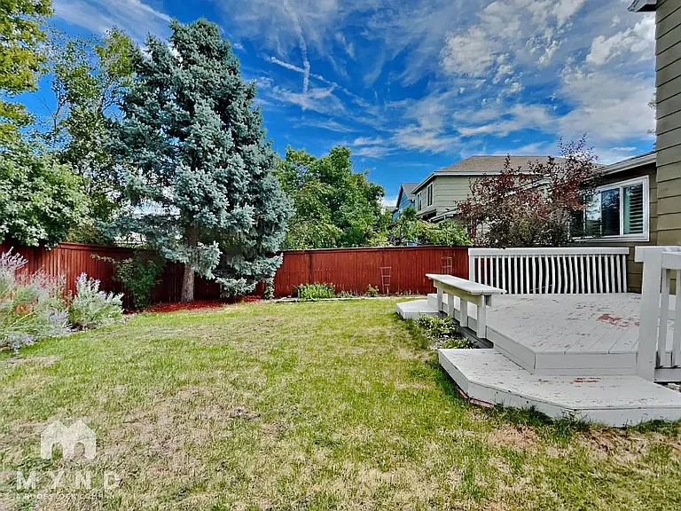 9693 Castle Ridge Cir — Photo 29