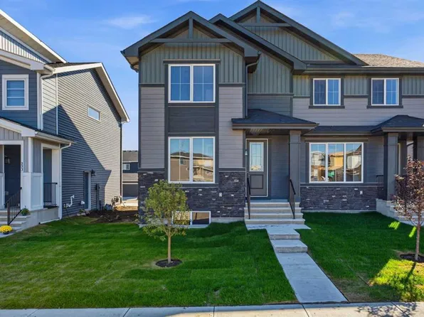 231 N Waterford Hts, Chestermere, AB T1X 2P7