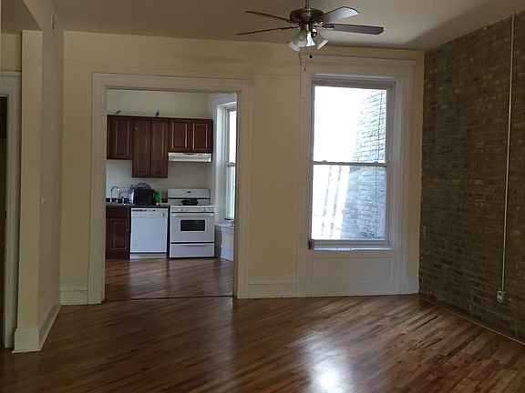 2nd image of 512 W Arlington Pl #3