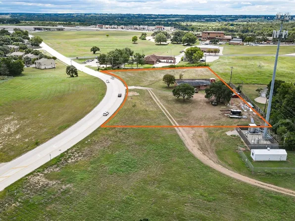 2224 S Chappell Hill St, Brenham, TX 77833