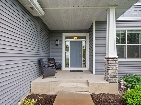 4th image of 16627 Xeon St NW