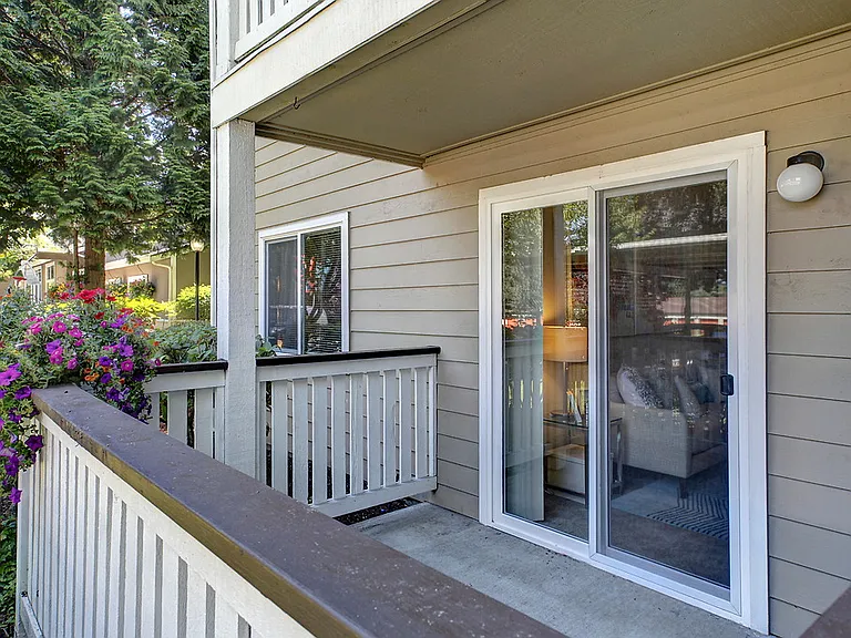 Canyon Pointe — Photo 12