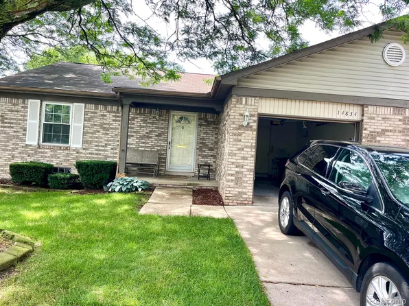 14834 Paris Ct, Allen Park, MI 48101