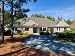 24 Cumnock Ct, Pinehurst, NC 28374
