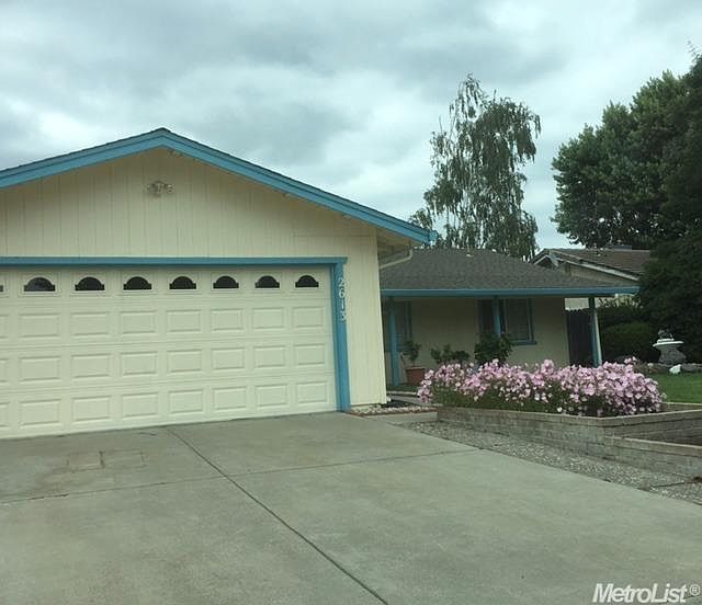 1st image of 2613 Summerfield Dr