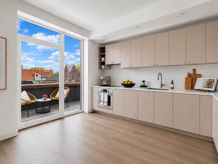 1861 Amsterdam Ave #504 — Photo 3