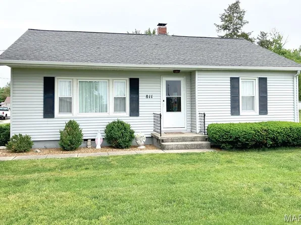 811 E 2nd St, Beckemeyer, IL 62219