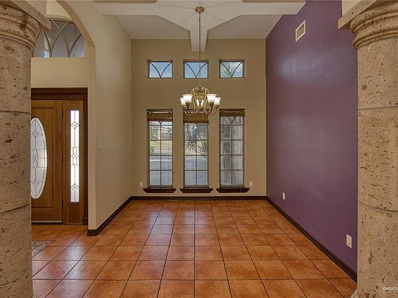 4th image of 6767 Tenaza Dr