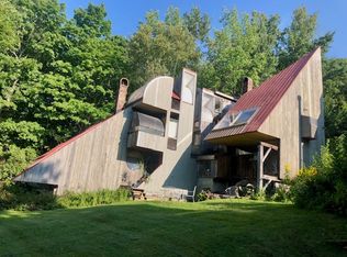 481 Prickly Mountain Rd #481, Warren, VT 05674