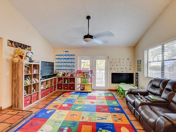 5th image of 54 Peachtree Pl
